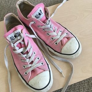 Pink converse